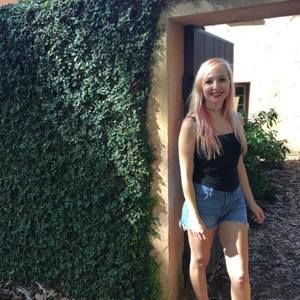 Meet your Posher, Erica